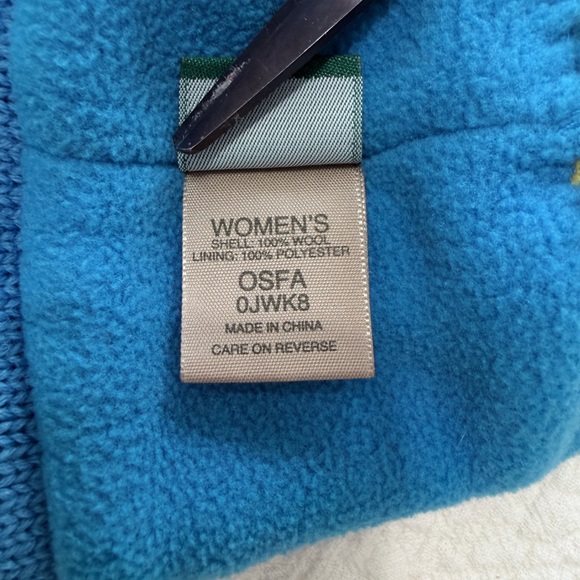 L.L. Bean Blue and Yellow Patterned Beanie - Picture 3 of 5